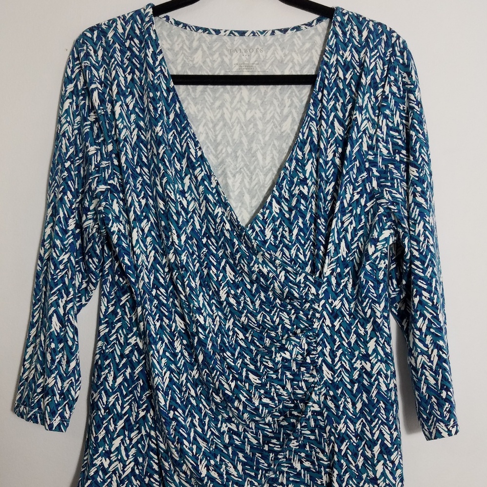 Flattering Talbots Blue Pattern Crossover Top, Xl - image 1